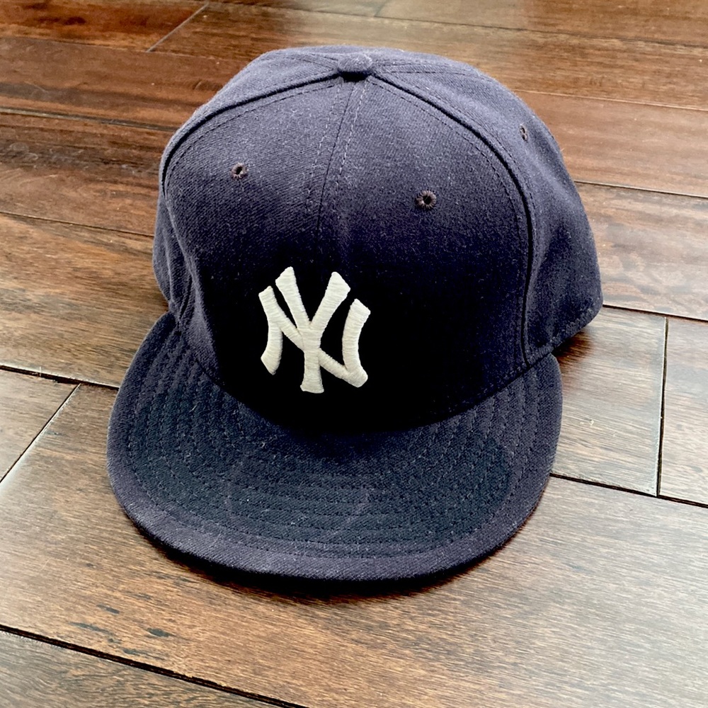 New York Yankees hat